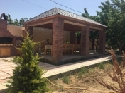 İcarəyə verilir 4 otaqlı 180 m2 bağ evi Şüvəlan