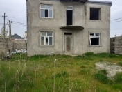 Satılır 5 otaqlı 210 m2 həyət evi Qaraçuxur