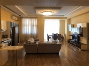 İcarəyə verilir 3 otaqlı 120 m2 yeni tikili Hyatt Regency