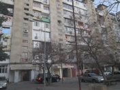 Satılır 4 otaqlı 102 m2 köhnə tikili 8 mkr