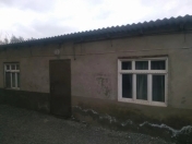 Satılır 5 otaqlı 200 m2 həyət evi 9 mkr