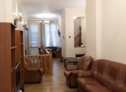 İcarəyə verilir 3 otaqlı 120 m2 köhnə tikili M.Ə.Sabir parkı