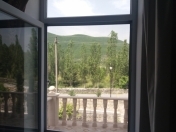 İcarəyə verilir 11 otaqlı 300 m2 villa Şəki