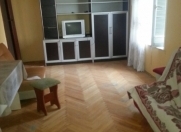 Satılır 2 otaqlı 50 m2 köhnə tikili İnşaatçılar m.