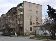 Satılır 2 otaqlı 42 m2 köhnə tikili Yasamal r.