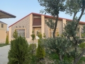 Satılır 4 otaqlı 180 m2 bağ evi Mərdəkan