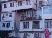 Satılır 2 otaqlı 48 m2 köhnə tikili Nəriman Nərimanov parkı