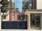 Satılır 2 otaqlı 60 m2 köhnə tikili Yasamal parkı