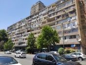 Satılır 3 otaqlı 80 m2 köhnə tikili Nəsimi bazarı