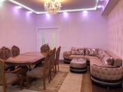 İcarəyə verilir 3 otaqlı 120 m2 yeni tikili Qara Qarayev m.