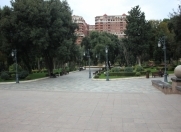 İcarəyə verilir 3 otaqlı 166 m2 yeni tikili Nəsimi r.