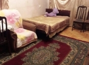 İcarəyə verilir 1 otaqlı 30 m2 köhnə tikili Heydər Əliyev Mərkəzi