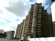 İcarəyə verilir 4 otaqlı 300 m2 yeni tikili Nizami m.