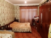 Satılır 2 otaqlı 48 m2 köhnə tikili Zərifə Əliyeva adına park