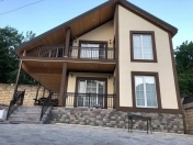 İcarəyə verilir 5 otaqlı 300 m2 bağ evi İsmayıllı