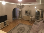 Satılır 7 otaqlı 220 m2 həyət evi Bülbülə