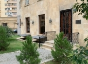 Satılır 3 otaqlı 130 m2 ofis Nəriman Nərimanov m.