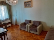 Satılır 3 otaqlı 90 m2 köhnə tikili 8 mkr