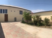 Satılır 4 otaqlı 150 m2 həyət evi Binəqədi