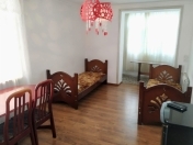 İcarəyə verilir 1 otaqlı 36 m2 köhnə tikili Elmlər Akademiyası m.