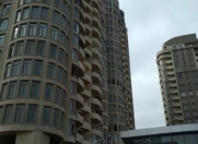 Satılır 1 otaqlı 680 m2 obyekt Şah İsmayıl Xətai m.