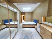 İcarəyə verilir 2 otaqlı 90 m2 yeni tikili Gənclik m.