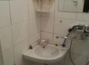 İcarəyə verilir 1 otaqlı 25 m2 köhnə tikili MUM