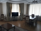 Satılır 3 otaqlı 156 m2 yeni tikili Hüseyn Cavid parkı