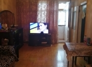 Satılır 3 otaqlı 70 m2 köhnə tikili Memar Əcəmi m.