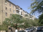 Satılır 2 otaqlı 38 m2 köhnə tikili Hüseyn Cavid parkı