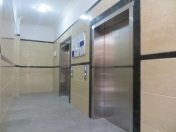 Satılır 1 otaqlı 75 m2 yeni tikili Qara Qarayev m.