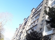 Satılır 4 otaqlı 105 m2 köhnə tikili Azadlıq prospekti m.