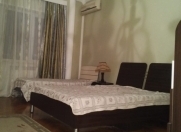 İcarəyə verilir 4 otaqlı 150 m2 yeni tikili Bakı Dövlət Universiteti