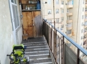 Satılır 3 otaqlı 80 m2 köhnə tikili Əhmədli m.