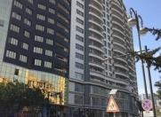 İcarəyə verilir 4 otaqlı 155 m2 yeni tikili Nizami m.