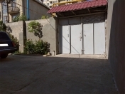 Satılır 5 otaqlı 100 m2 həyət evi Bakıxanov