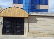 Satılır 10 otaqlı 380 m2 həyət evi Masazır