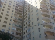 Satılır 5 otaqlı 345 m2 yeni tikili 28 May m.