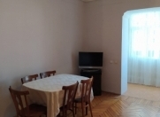 İcarəyə verilir 1 otaqlı 30 m2 köhnə tikili 7 mkr