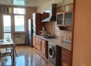 İcarəyə verilir 2 otaqlı 90 m2 yeni tikili 28 May m.