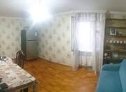 Satılır 2 otaqlı 52 m2 köhnə tikili İnşaatçılar m.