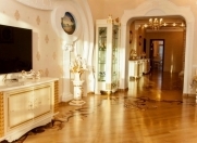 İcarəyə verilir 3 otaqlı 220 m2 yeni tikili Xətai r.