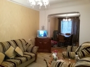 İcarəyə verilir 2 otaqlı 60 m2 köhnə tikili Hüseyn Cavid parkı