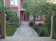 İcarəyə verilir 4 otaqlı 300 m2 həyət evi Qəbələ