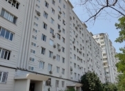 Satılır 2 otaqlı 63 m2 köhnə tikili Elmlər Akademiyası m.