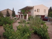 İcarəyə verilir 4 otaqlı 300 m2 bağ evi Albalı