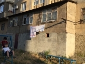 Satılır 4 otaqlı 75 m2 köhnə tikili Y.Günəşli