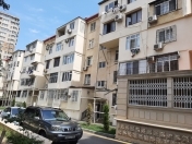 Satılır 3 otaqlı 64 m2 köhnə tikili Yasamal r.