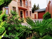 Satılır 7 otaqlı 360 m2 həyət evi Xalqlar Dostluğu m.