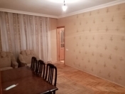 Satılır 3 otaqlı 70 m2 köhnə tikili Hövsan